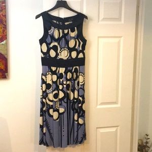 Maxandcleo division of BCBG